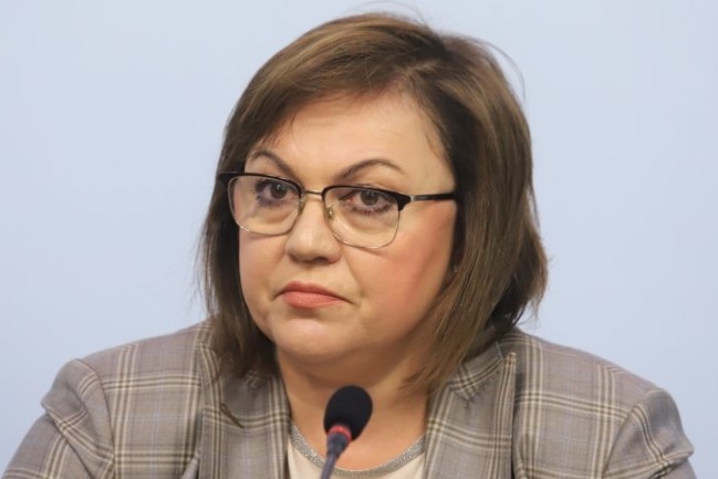 Вицепремиерът и министър на икономиката и индустрията Корнелия Нинова инициира